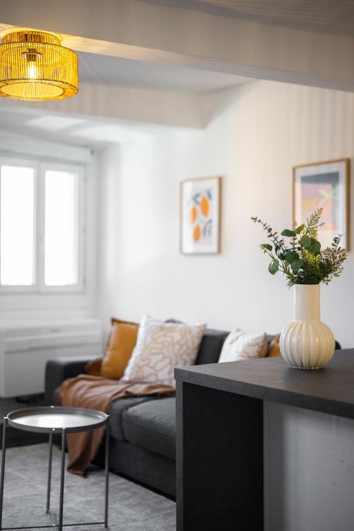 Charming typical studio in the heart of Vieux Nice AC