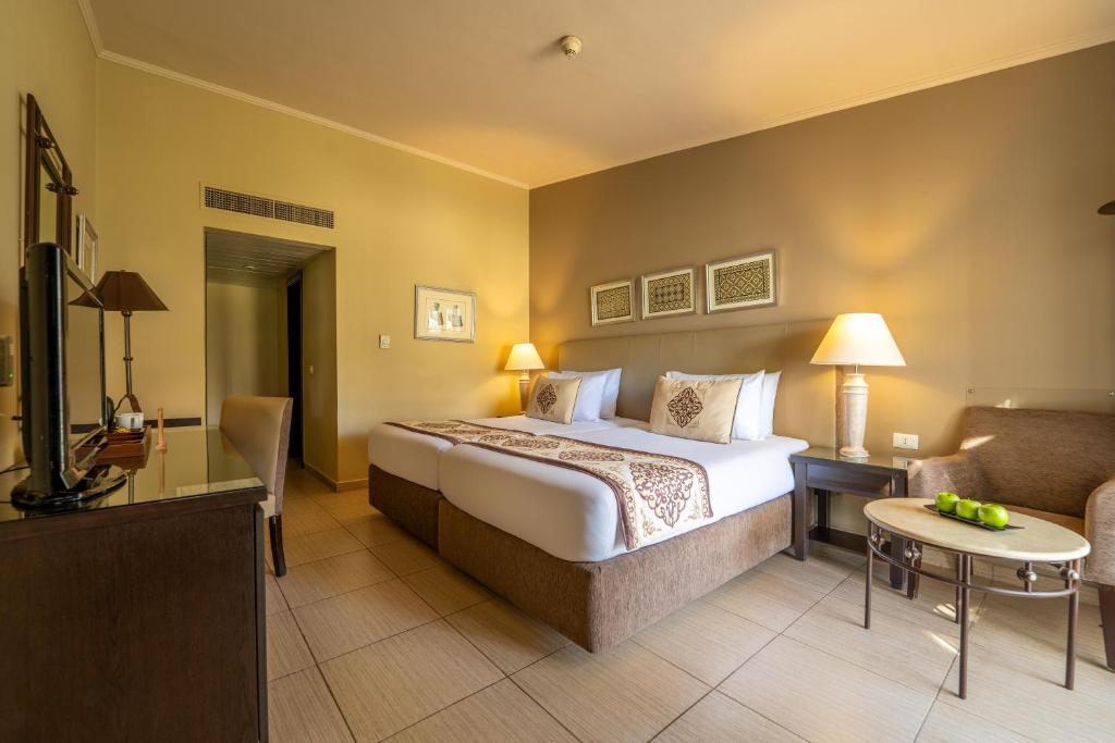 JAZ Fanara Resort photo 4