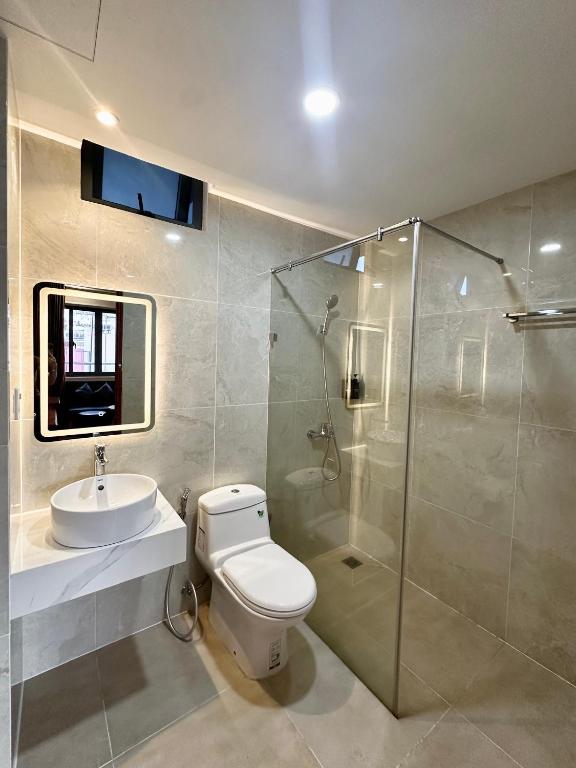 Phòng cho 3 người có Ban Công