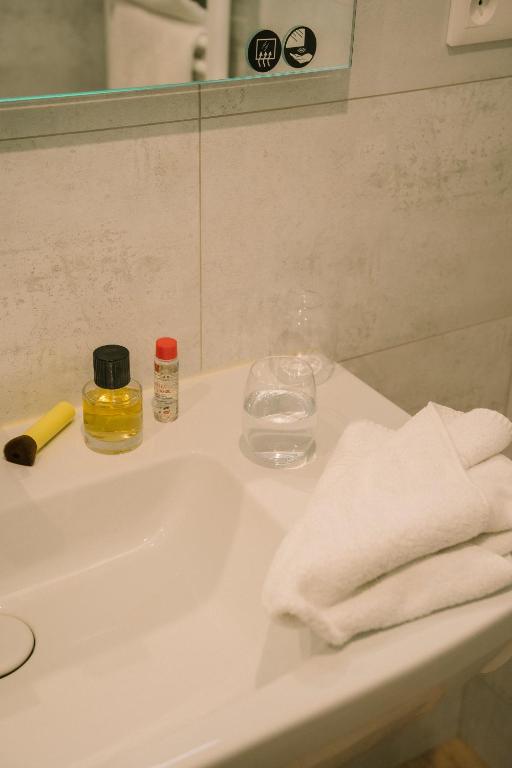 Hotel Aigue Marine - 8