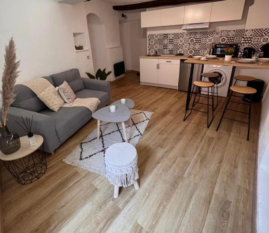 JOY House tesisinde mutfak veya mini mutfak