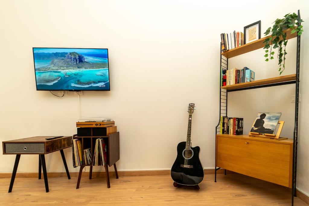The Artist's Nest - Apartment on the Navigli