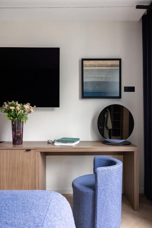 1.75 Paris La Source - 14