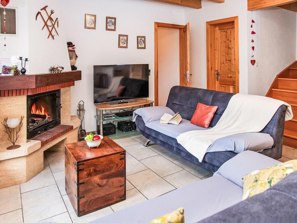 Chalet Escapade by Interhome