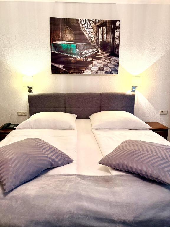 Altstadthotel Hayk am Rhein