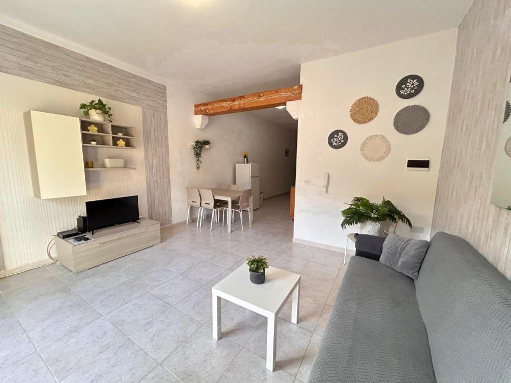 Arzella Apartments Xlendi, Premium 2BR, Bus Stop & Market Opposite - 7