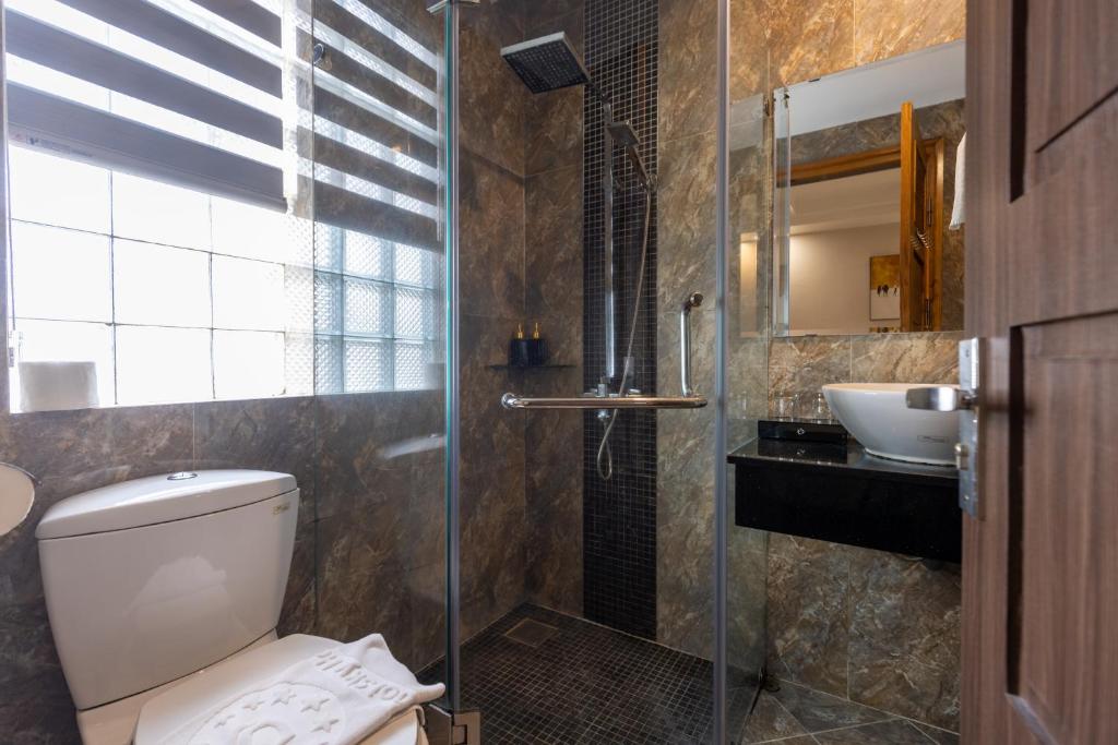 Sky Charm Hanoi Hotel and Spa - 12