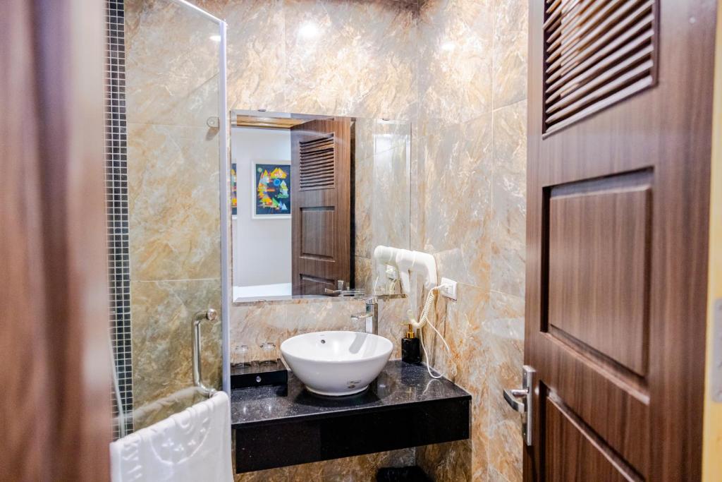 Sky Charm Hanoi Hotel and Spa - 13