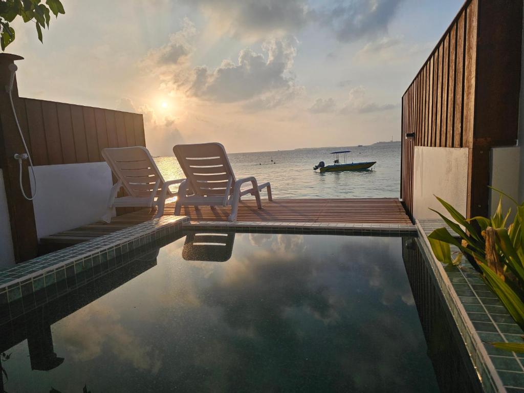 Lagoon View Maldives - View 41