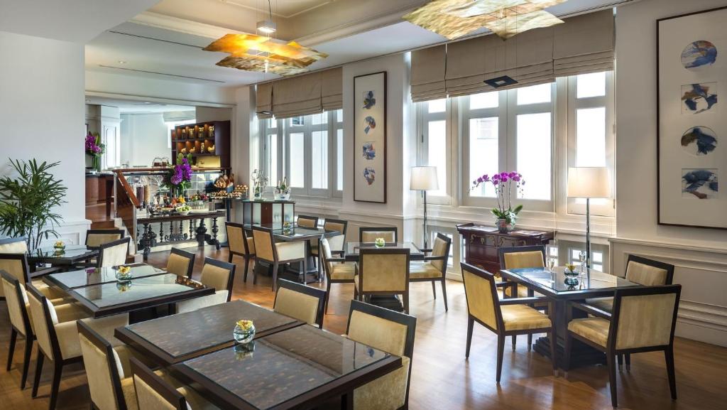 The Fullerton Hotel Singapore - 