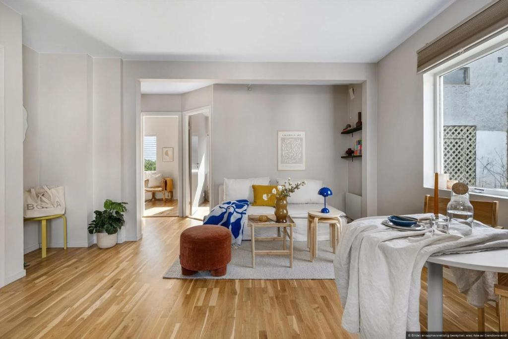 Curated visual reference: Fresh Look at Cozy Apartment Near City Centre Bergen Tarifs Actualisés Pour 2026