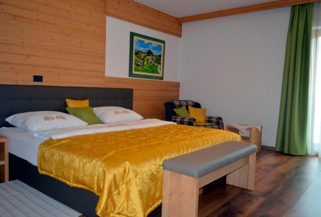 Postel nebo postele na pokoji v ubytování Guest House Gostišče Jutriša