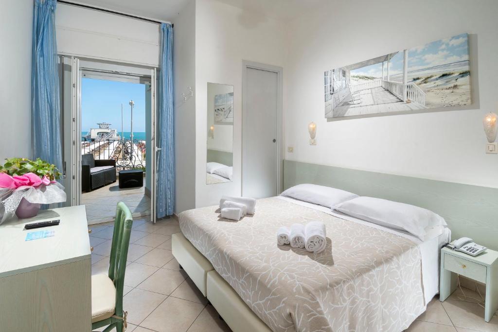 Hotel Lido - Tweepersoonskamer Met Balkon En Uitzicht Op Zee