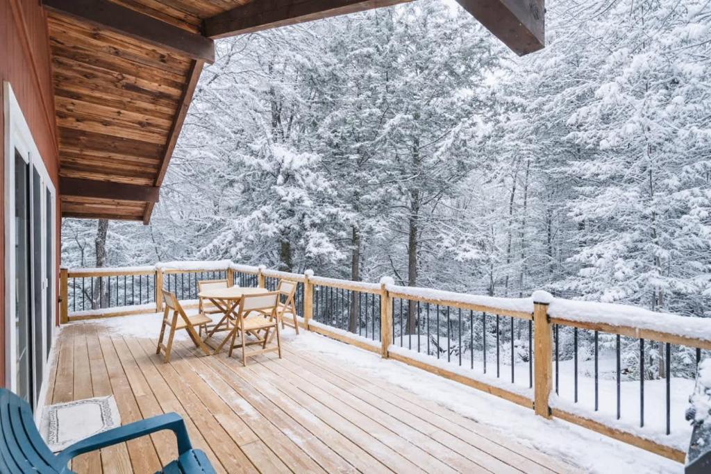 Gallery image of Mittenwald Lodge in Bartlett