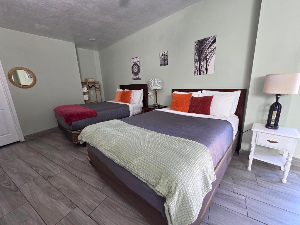 Sierra Lodge Three Rivers - 
