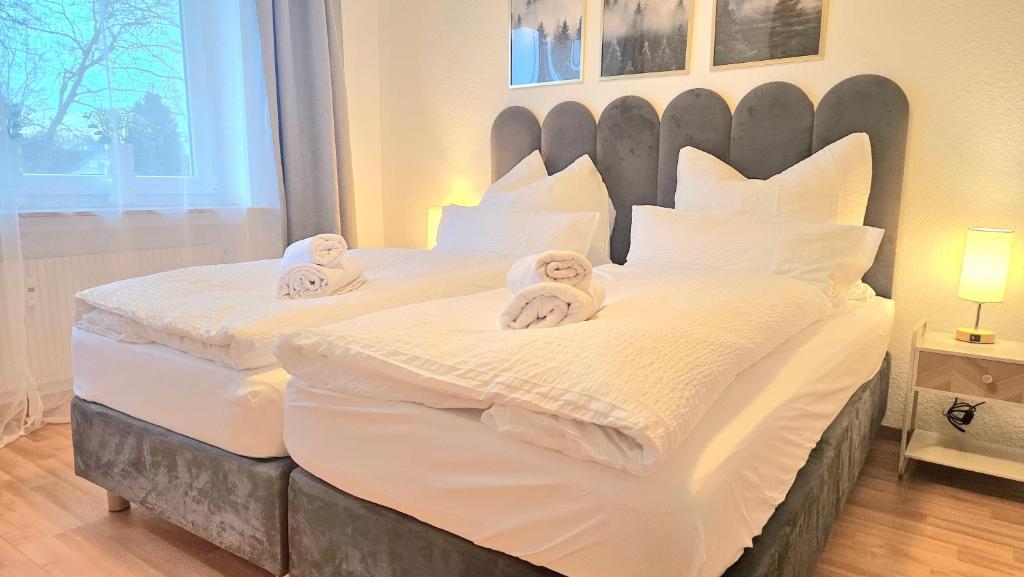 3 Zimmer I Küche I Balkon I WLAN I Parken I Seepark - Appartement Met 2 Slaapkamers