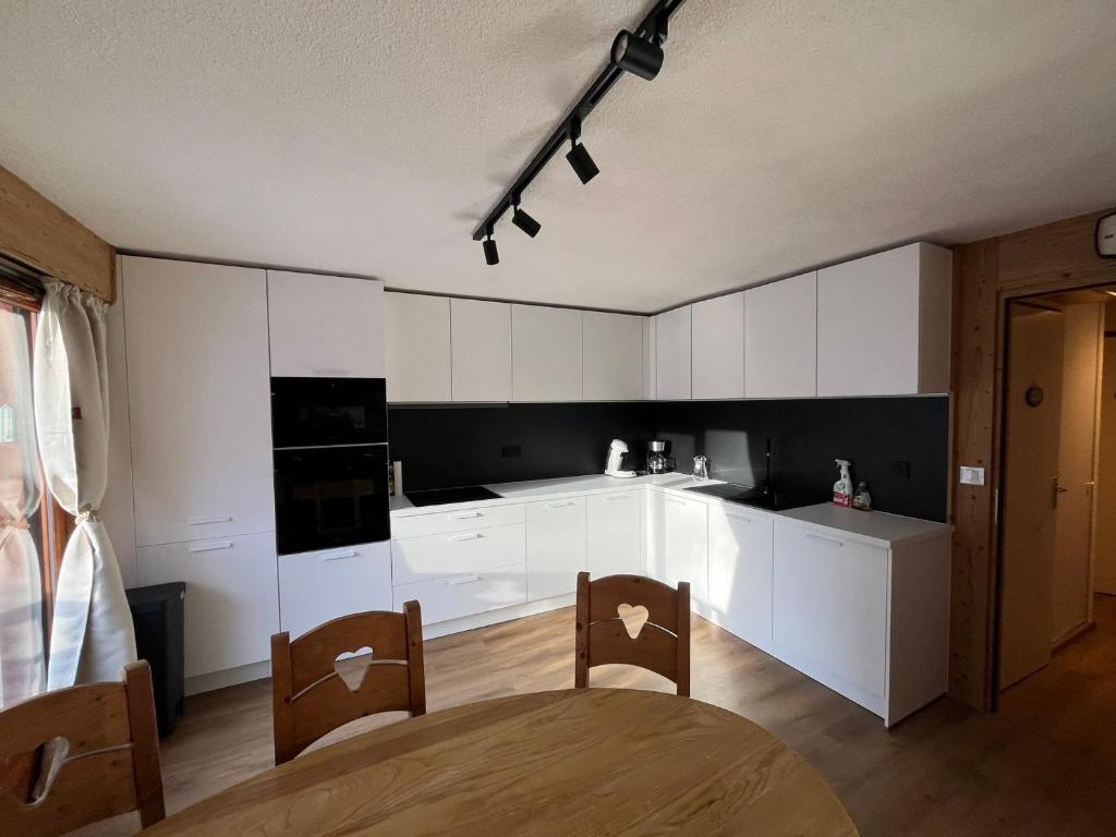 Appartement cosy à Châtel avec balcon, 3 chambres, wifi, garage - FR-1-198-270