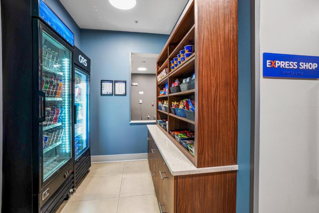 Holiday Inn Express & Suites Jacksonville - Atlantic Beach by IHG photo
