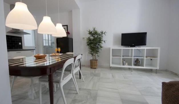 Apartamentos Almirante Hoyos - Appartement D'une Chambre