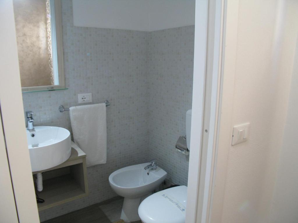 La Casa Dei Nonni - Double Or Twin Room With Private Bathroom