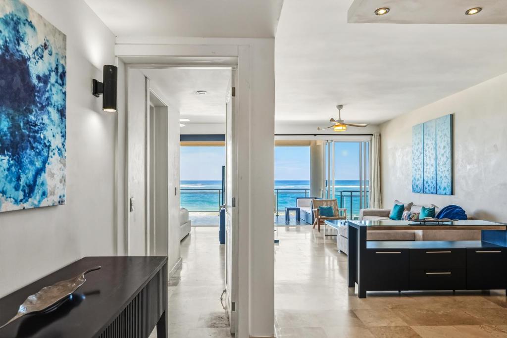 Watermark Luxury Oceanfront Residences - Two-Bedroom Suite