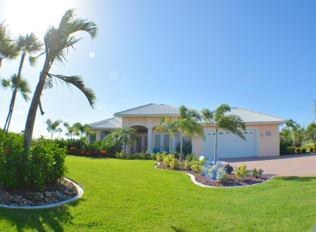Κήπος έξω από το Top Florida Properties Vacation Villas