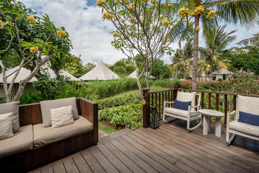 Menjangan Dynasty Resort - 8