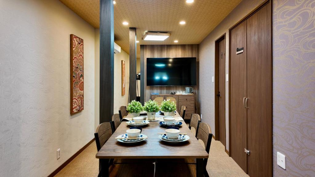 JIA Kamei Osaka 嘉茗 Authentic Japanese-Style Entire House Sleeps Up to 8 Guests Experience Authentic Japanese Living