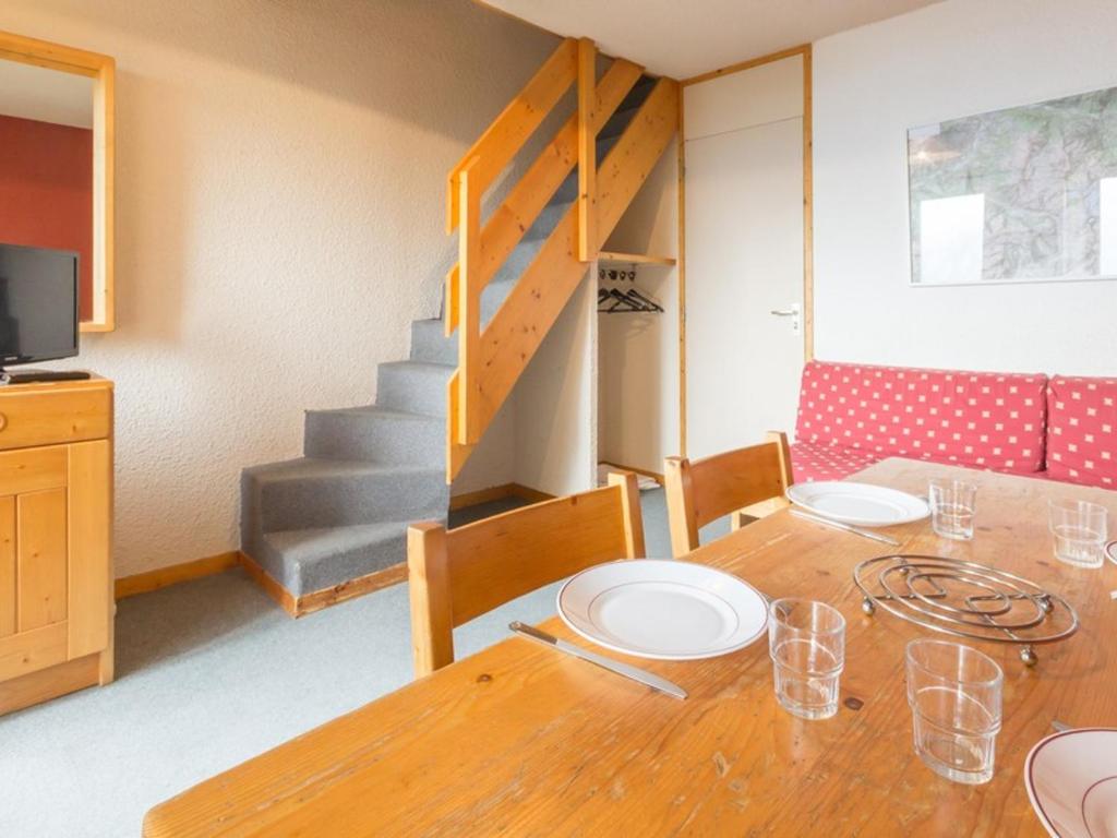 Appartement fonctionnel proche pistes, balcon vue vallée, 6/7 personnes