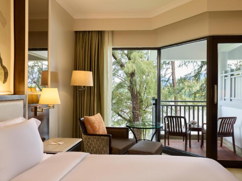 Dusit Thani Laguna Phuket - 3