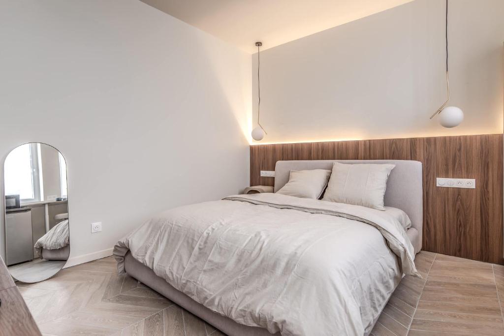 Elegant Renovated Apartment