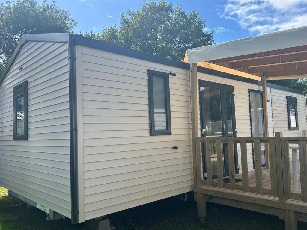 Mobil home confortable avec terrasse à Dolus-d'Oléron - API-1-52-1436