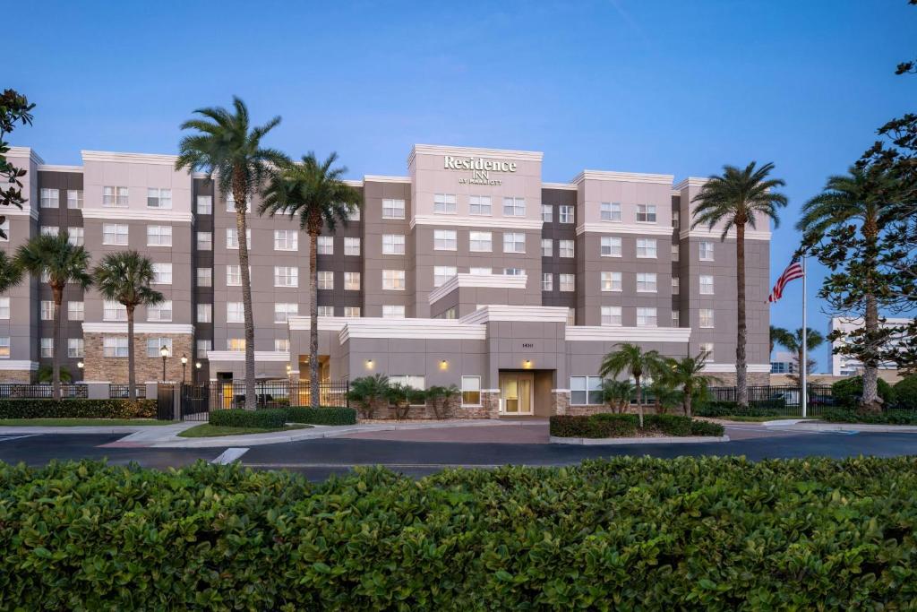 a rendering of the hampton inn suites naples hotel at Residence Inn Melbourne in Melbourne