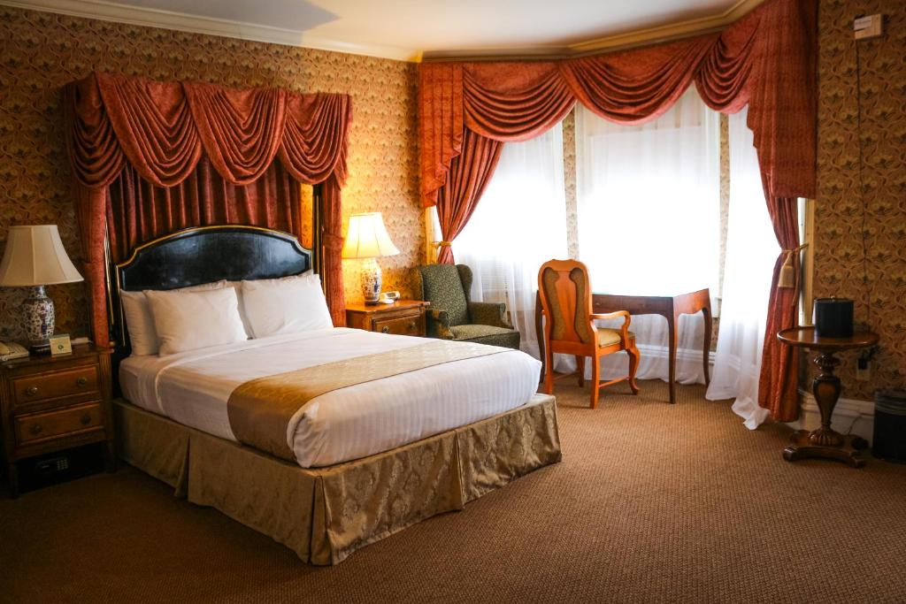 Hotel Majestic - 