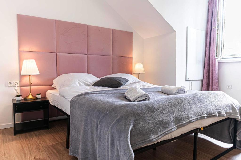 Beautiful 2BR Apt, Near U6 Station am Schöpfwerk