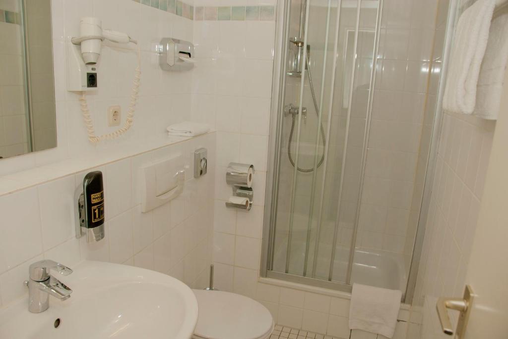 Elbbrücken Hotel - Resim 17