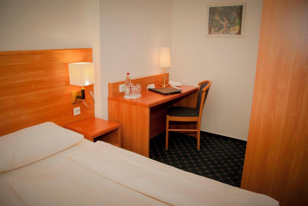 Elbbrücken Hotel - Resim 13