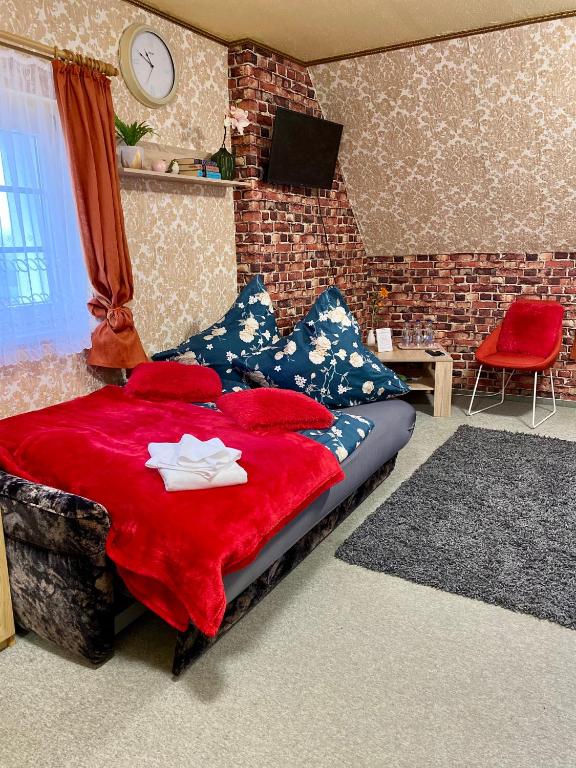 Haus ZUR PINGE - Family Room - Disability Access