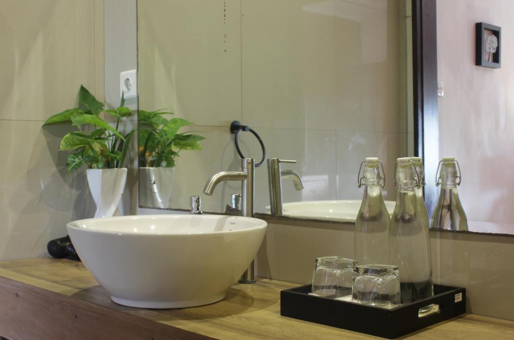 Patal Kikian Villa - 12