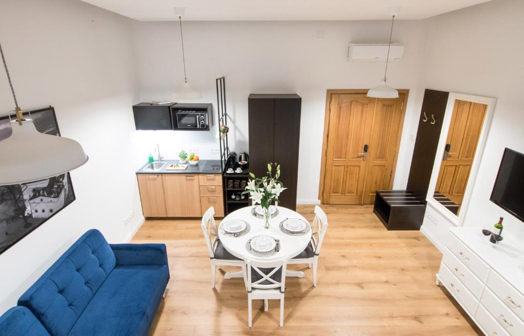 Beautiful Cracow Apartments by Cozyplace - 13