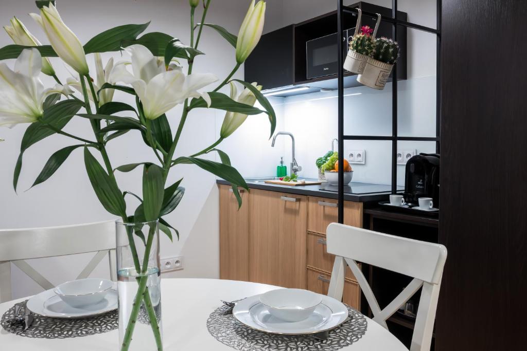 Beautiful Cracow Apartments by Cozyplace - 5