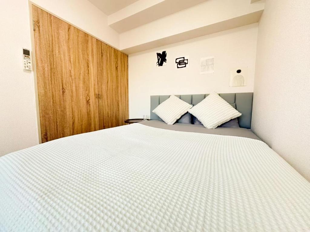 Shinjuku Kabukicho Cozy Bed&Living