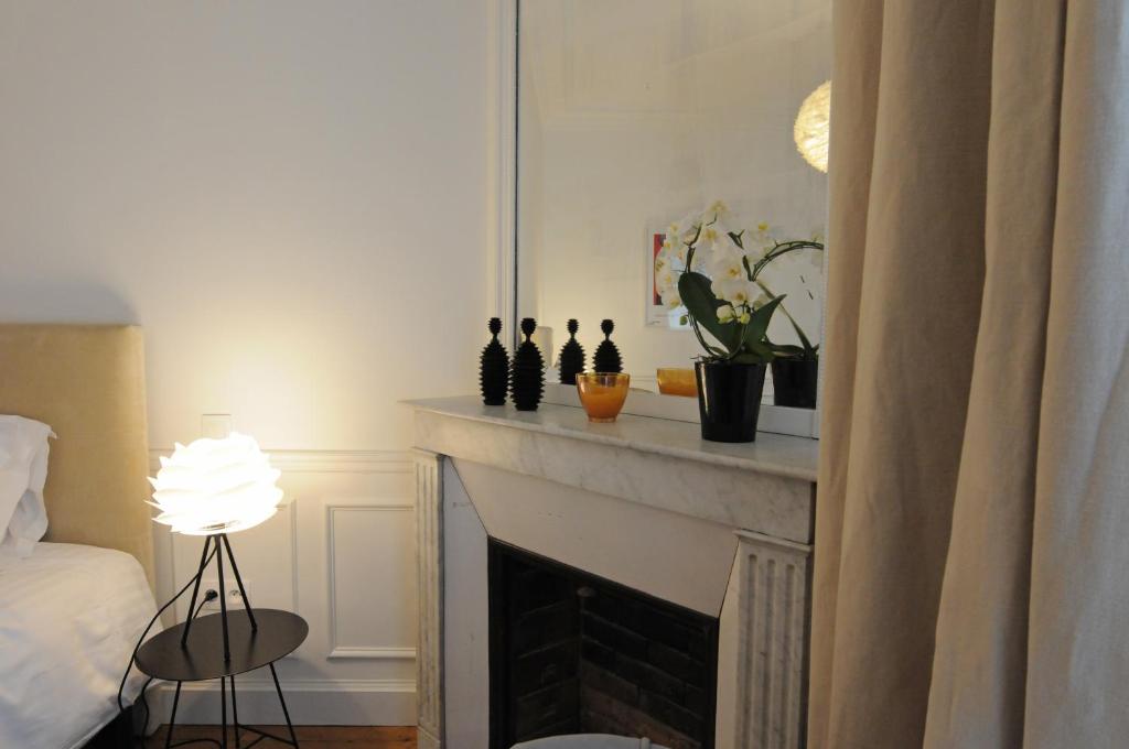 Relais12bis Bed & Breakfast By Eiffel Tower - 16