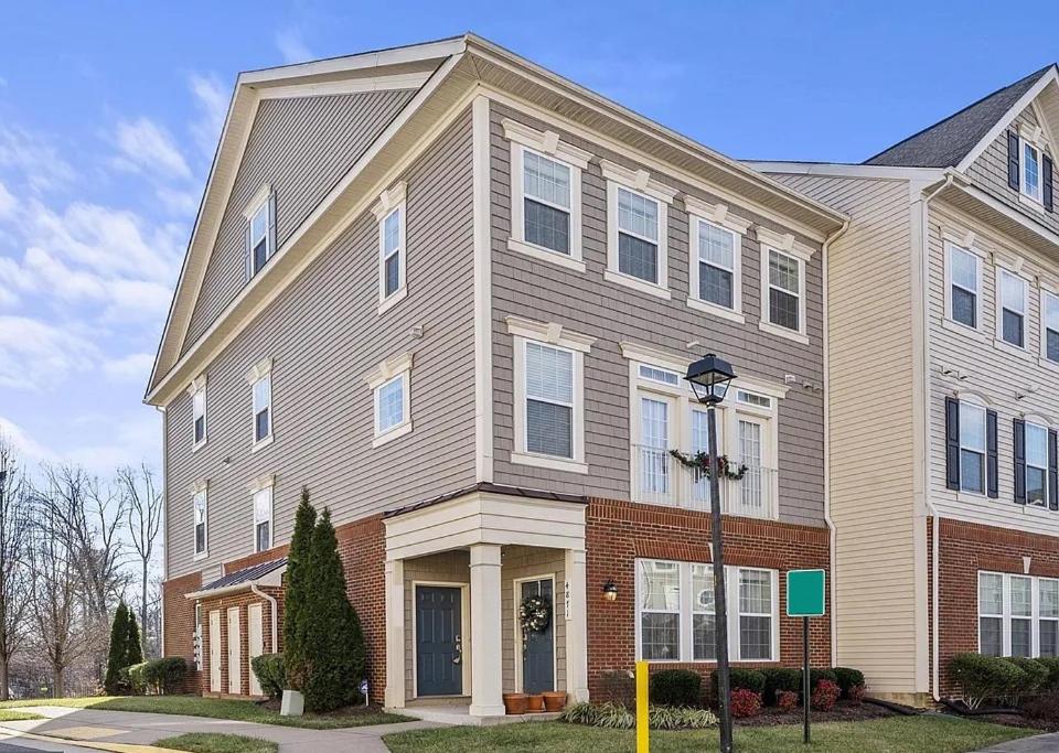 a large house with a street light in front of it at Premium Bedroom & Private Bathroom Long or Short Term 1 in Dale City