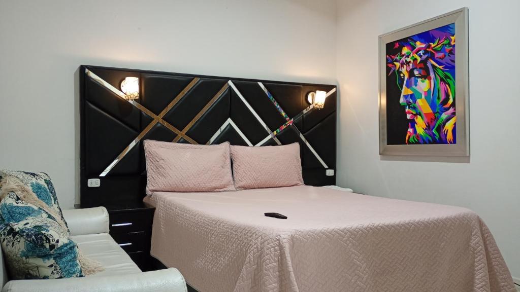 Benevento Habitaciones y Apartaestudios en estrato 6 frente al CC Campanario