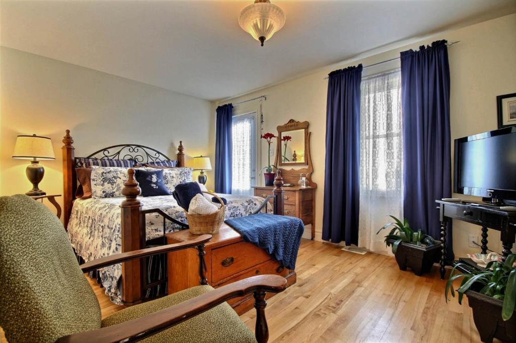 Photo from Terrace Green B&B in Winchester, Ontario, Canada