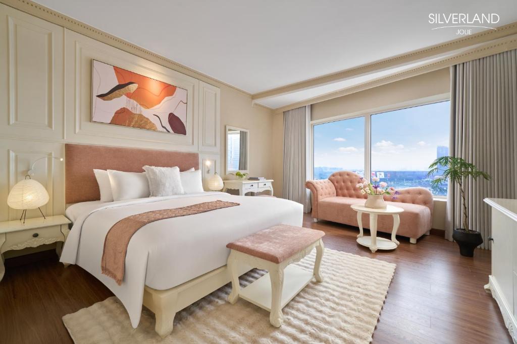Suite Junior Giường Đôi/2 Giường Đơn (Kèm Trà Chiều)