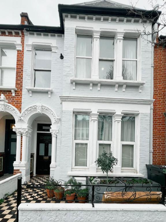 Clapham North Flat - 10 minutes tube to West End, London (updated ...