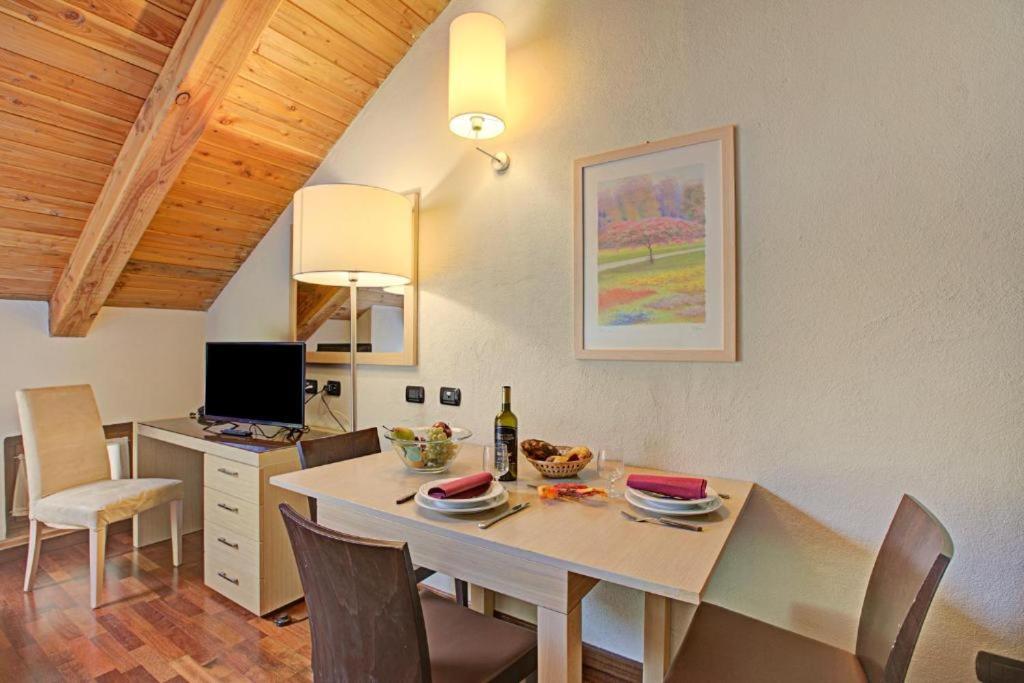 Residence Cianfuran - Estudio