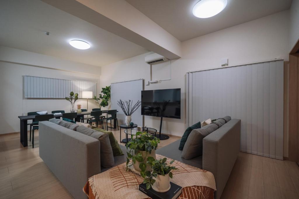 Hotel HIRAKU RYUKYU -KUME-